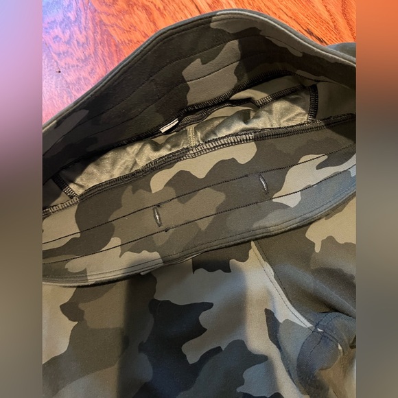 Lululemon camo joggers - Picture 5 of 6